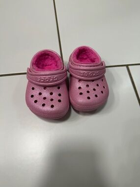 CROCS Baya Fleece Lined Pink Glitter Slip-On Clogs Baby Toddler